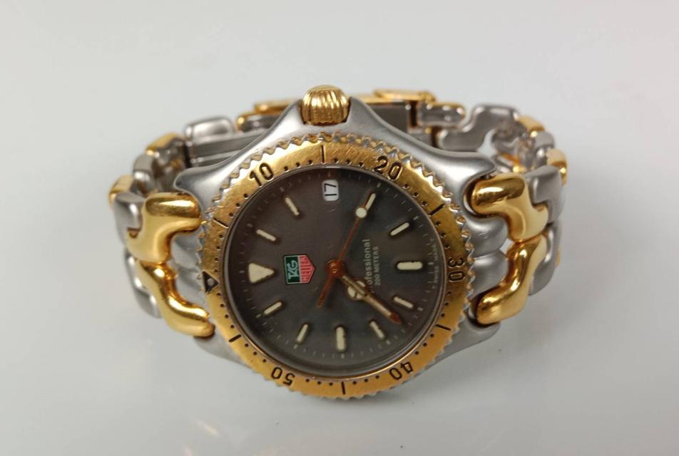 TAG HEUER ระบบ Quartz Boy size หน้าปัด 36 mm พร้อมกล่องแท้