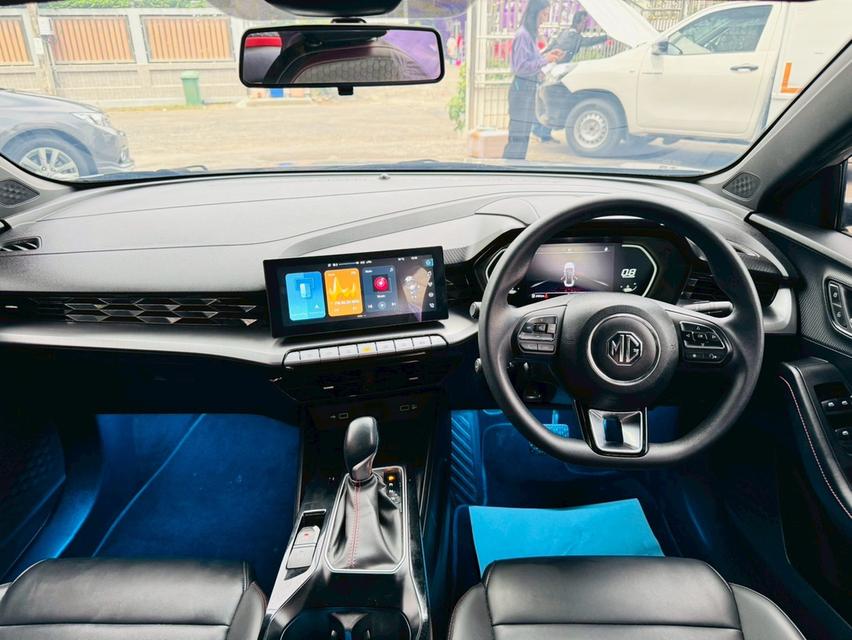  MG5 1.5 10th Anniversary Special Edition  16