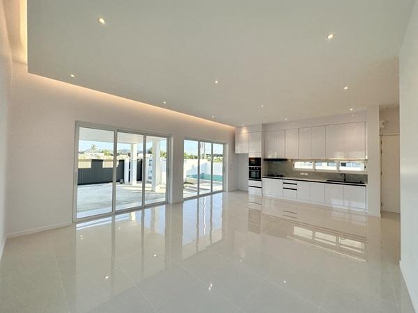 พูลวิลล่าโมเดิร์น 3 ห้องนอน 3.5 ห้องน้ำ สระเกลือส่วนตัว ในหัวหิน ใกล้ Black Mountain และรร.นานาชาติ โทร 0823664757 2