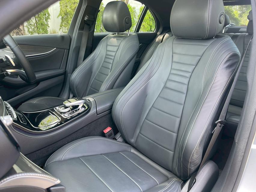 2017 Mercedes Benz E220d AMG ( W213 ) รูปที่ 10