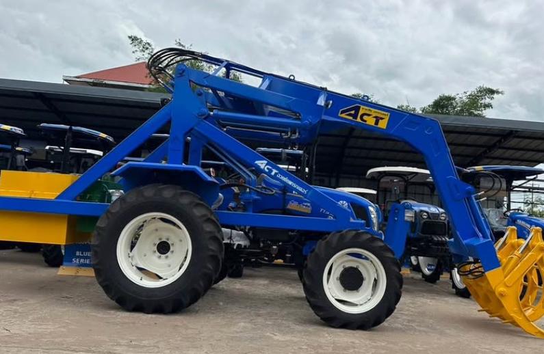 2024 New Holland TT3.50Plus ติดเครื่องคีบอ้อย 4