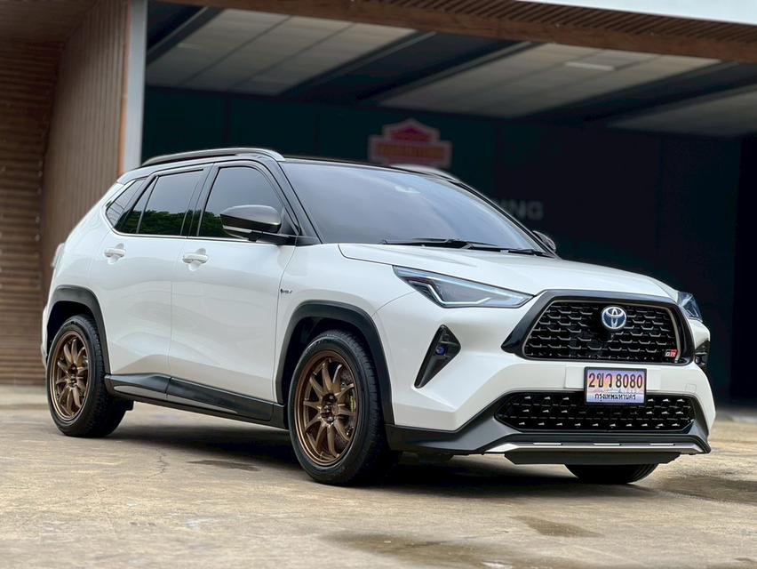 TOYOTA YARIS CROSS 1.5 HEV PREMIUM LUXURY ปี 2024