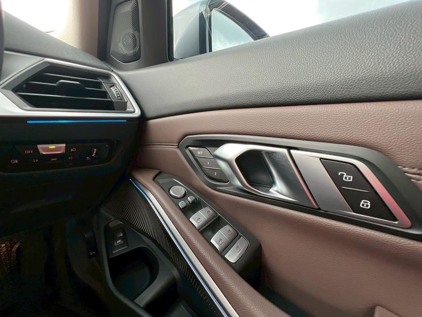 BMW 320li M Sport G28 LCI สี Skyscraper Grey ปี 2024 จด 2025 9