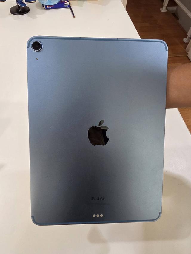 iPad Air พร้อมอุปกรณ์ รูปย่อยที่ 3