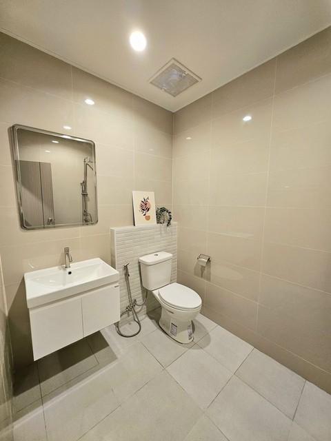 PP373 ขายบ้าน ทาวน์เฮ้าส์ 2 ชั้น ซอยลาดปลาเค้า 83  สไตส์ Modern Classic  ฟรีโอน ใกล้เดอะแจส รามอินทรา ใกล้ MRT ลาดปลาเค้า 6
