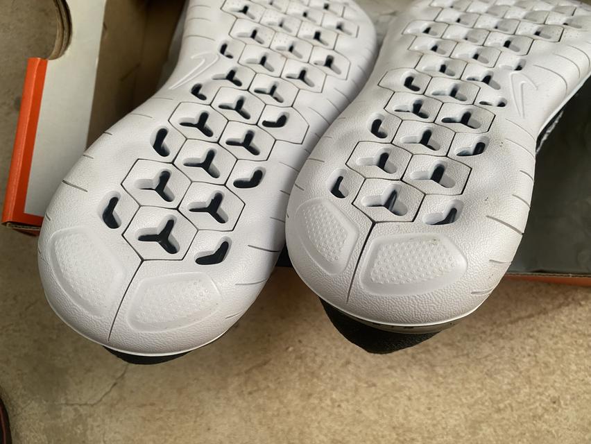 (ลดหนัก)Nike Free Rn flyknit