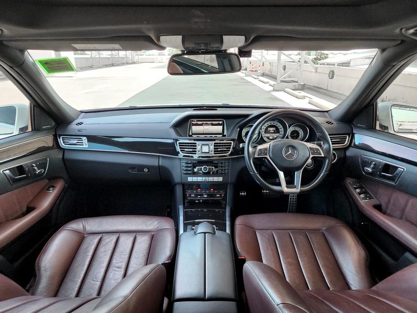 Mecerdes Benz E300 AMG Bluetec Hybrid Dynamic ปี 2014 5