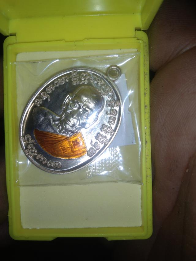 หลวงพ่อพัฒน์เจริญพร 2