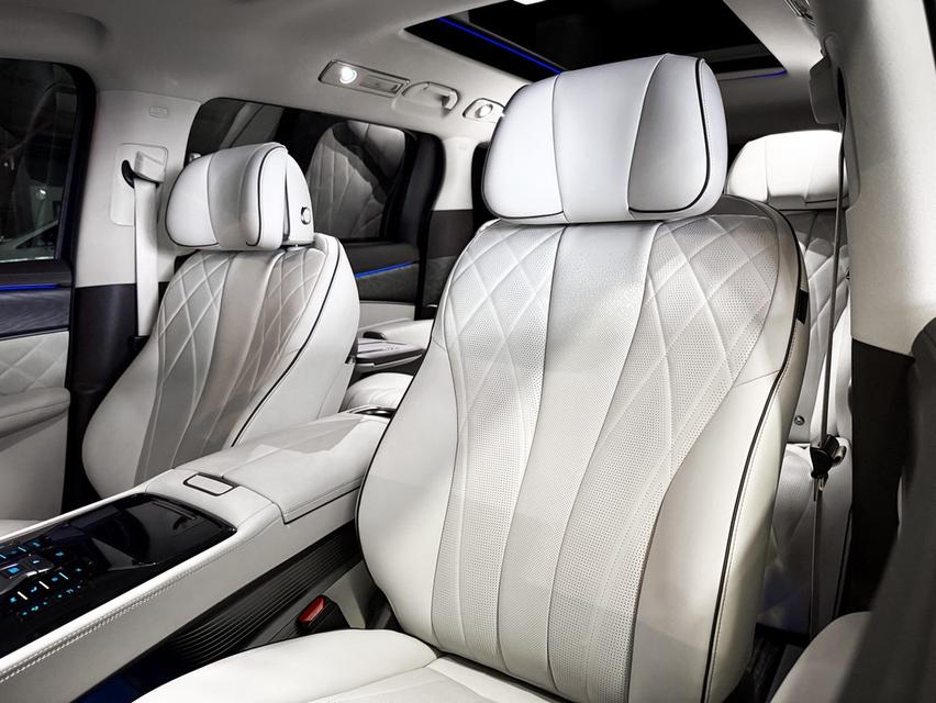 รหัสรถ MCA6666 📌 2025 BYD DENZA D9 PREMIUM FWD 8