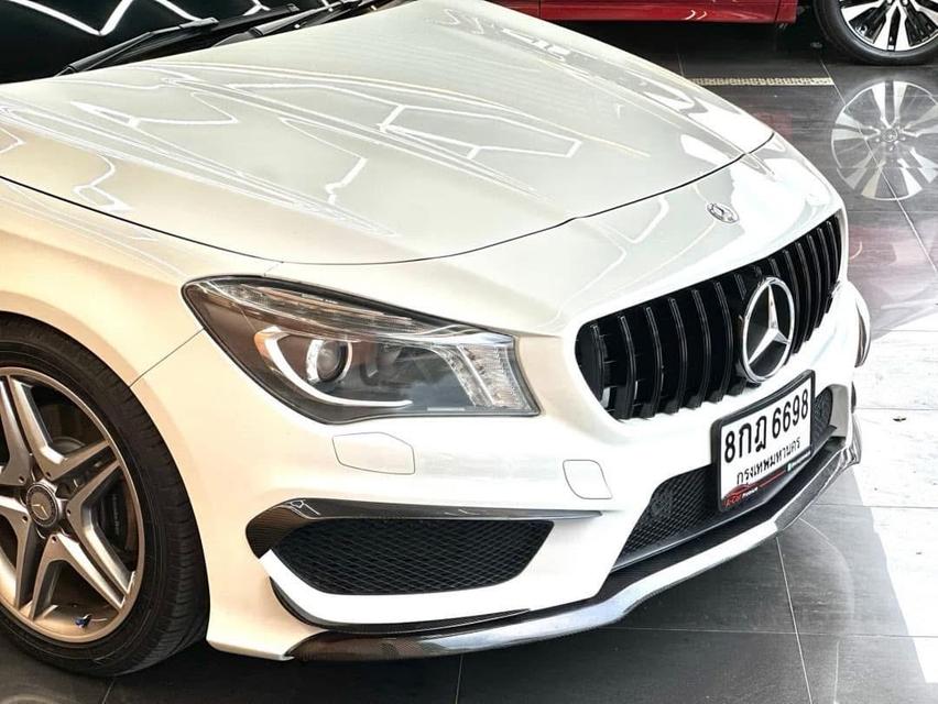 MERCEDES-BENZ CLA-CLASS CLA250 AMG สีขาว ปี 2016 4