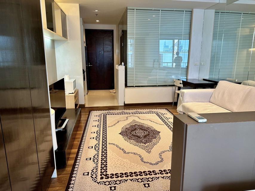 ให้เช่าห้องหรู ✨ The ราชดำหริ Condo ✨ ราคาดีสุดพิเศษ 25,000 บาท/เดือน 💰 ✅ สัญญาขั้นต่ำ 6 เดือน (พูดคุยลดได้ตามสมควร) ✅ รับเอเจนต์ คอมมิชชั่นดี 1