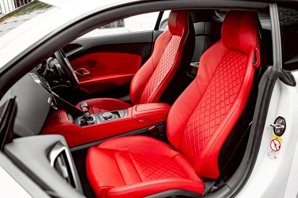 รหัสรถ PR6969 ⬛️🟥Audi New R8 V10  ( Minor Change. 2018) 15
