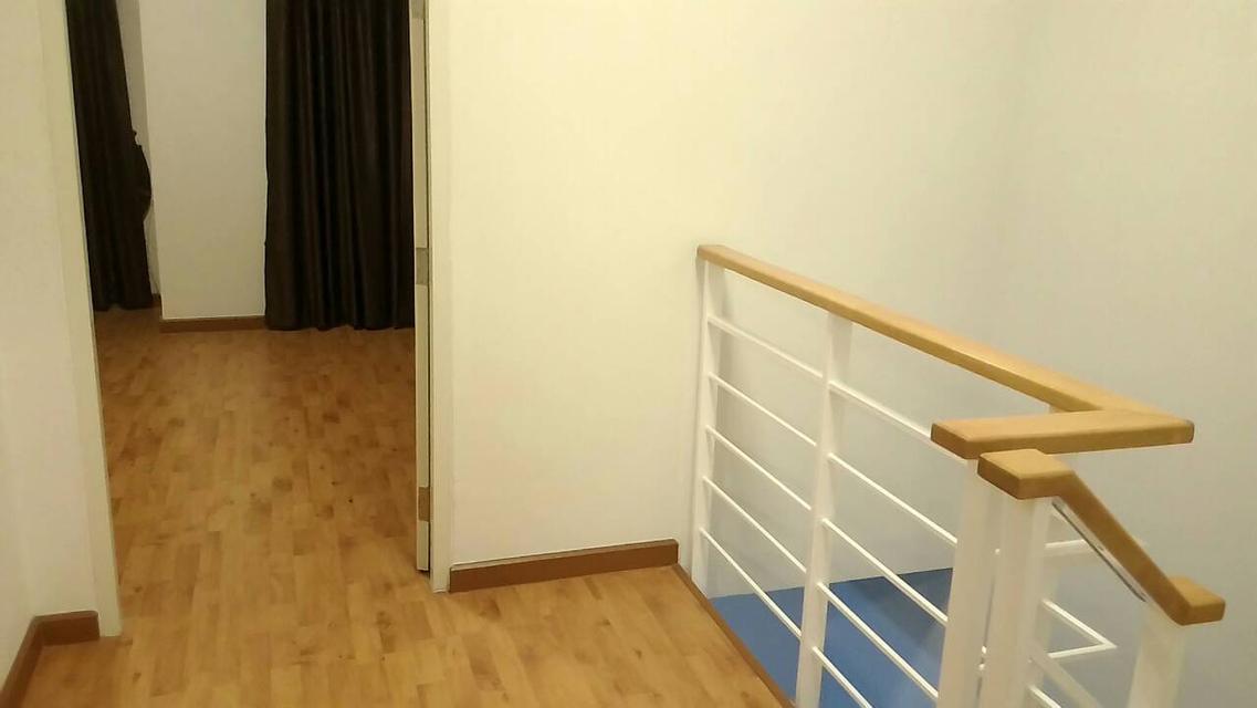 ให้เช่าทาวน์เฮ้าส์ใหม่ 2 ชั้น หมู่บ้านเดอะทรัสต์ ลำลูกกาคลอง 5 ใกล้ Big c วัดแจ้งวังหิน,บิ๊กซีคลอง5,มอเตอร์เวย์ บ้านหัวมุม  ไม่รับสัตว์เลี้ยง 14