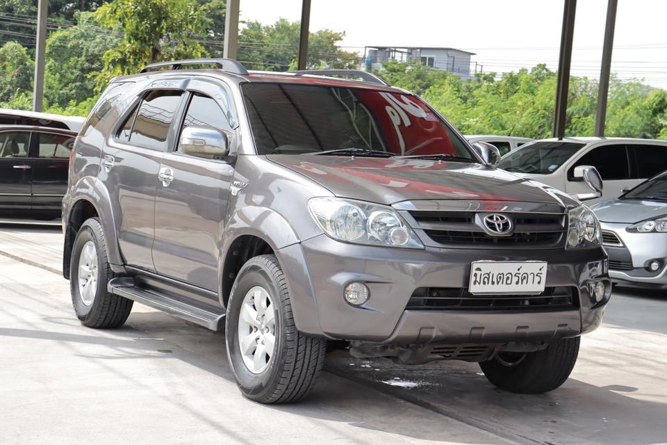 2005 TOYOTA FORTUNER 2.7V