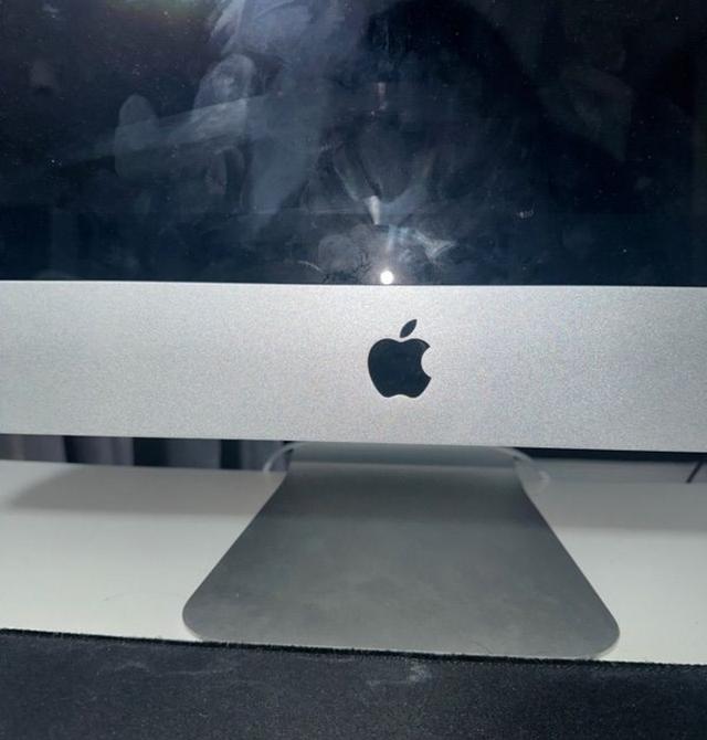 Apple iMac 21” ปี 2011 2