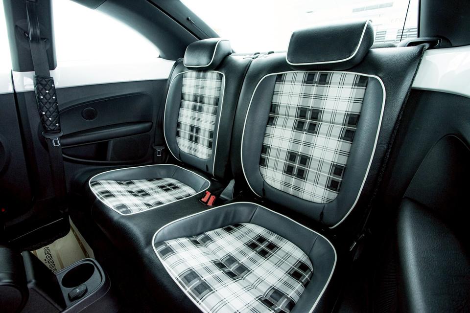 รหัสรถ 1D300 VW BEETLE 1.2 STI 2014 รูปที่ 9