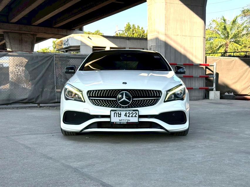 ขายรถ Benz CLA 250 AMG Facelift W117 ปี 2018 สีขาว เกียร์ออโต้ รูปที่ 2