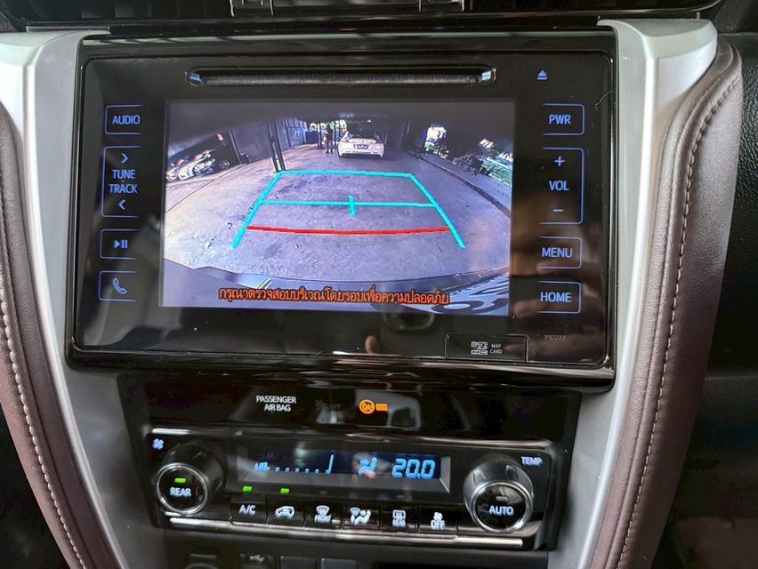 Toyota Fortuner 2.8 ขับ2 2015 จด 16 รูปที่ 18