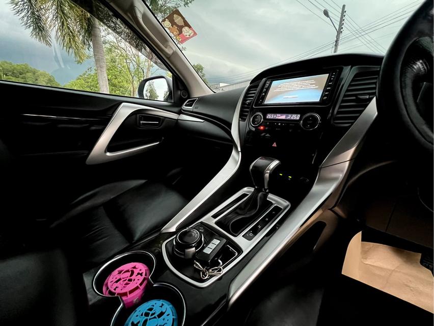 ขาย Mitsubishi Pajero 2.4GT 4wd ปี16 8