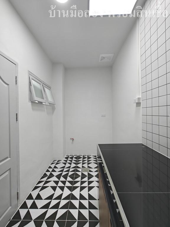 ปิยวรารมย์ ลำลูกกาคลอง4 9