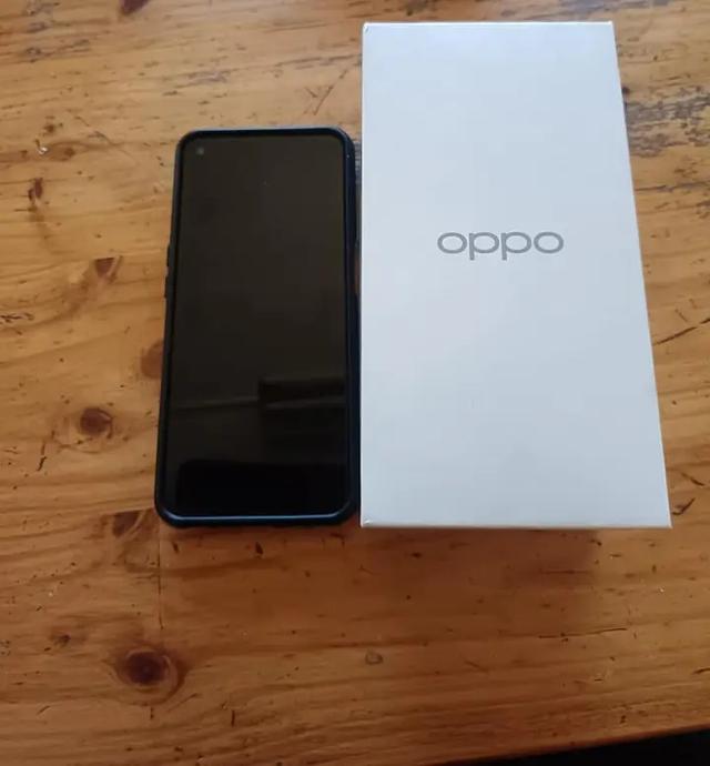 มือถือสีสวยๆ OPPO A74 6