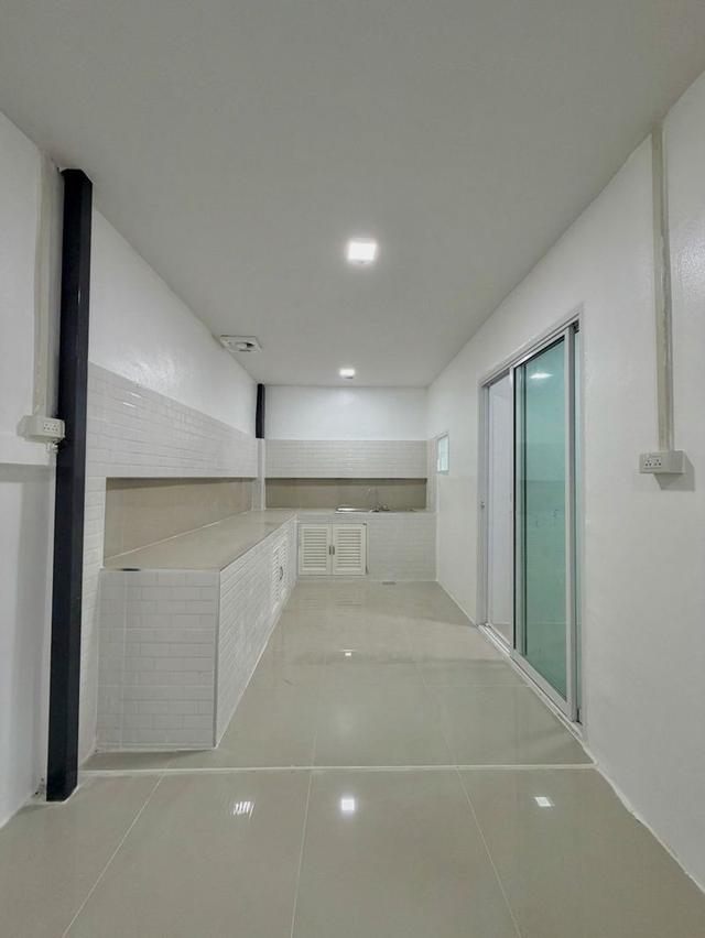 ✨หมู่บ้านกิตติยารักษ์ (ตรงข้ามกองสลาก)✨ทาวน์เฮาส์ 2 ชั้น ตกแต่งใหม่พร้อมอยู่ มีระเบียงด้านหน้า ทำเลดี น้ำไม่เคยท่วม หมู่บ้านดีมากลอกท่อทุกปี 9