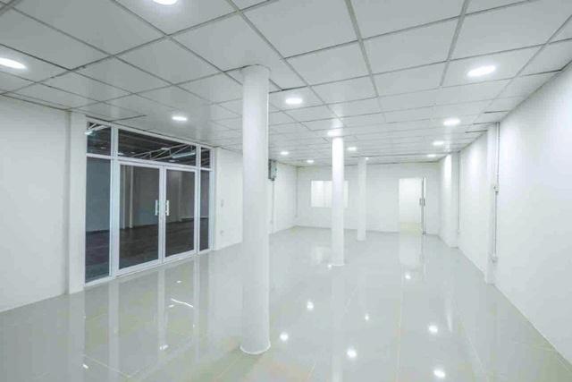 BTSบางนา1กม. อุดมสุข 1.6 กม.เช่าที่อาคารออฟฟิศ 4ชั้น และโกดังขนาดเล็ก 5นอน 5น้ำ . สำนักงานเขตบางนา 770ม. 8