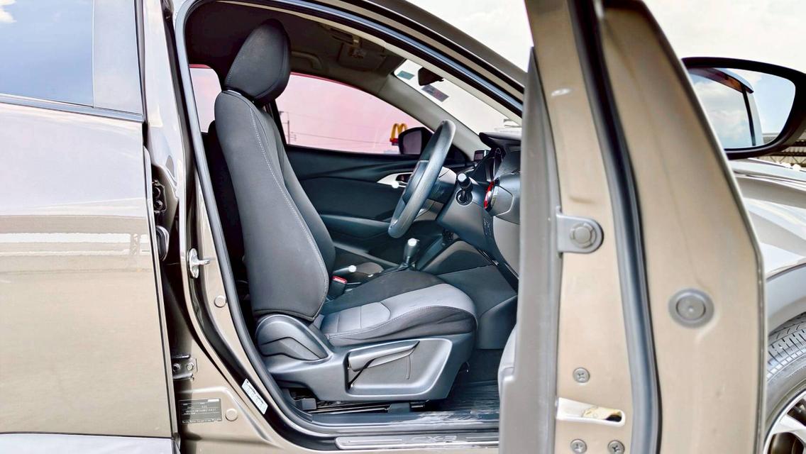 Mazda cx3 2.0E Skyactiv-g ปี18 14