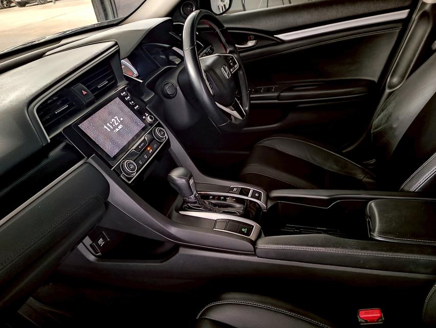  HONDA NEW CIVIC FC 1.8 EL.MNC  ปี 2019 MILE. 120,132 Km. (539,000)  12
