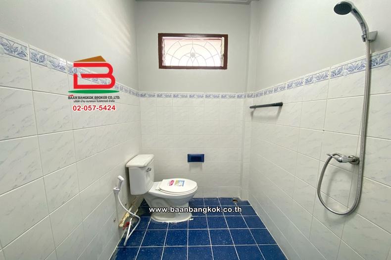 ให้เช่า บ้านเดี่ยว เนื้อที่ 117 ตร.ว. สวนพงษ์เพชร ซอย 2 (ซอยแจ้งวัฒนะ 43) ถนนแจ้งวัฒนะ ตำบลคลองเกลือ อำเภอปากเกร็ด นนทบุรี 15