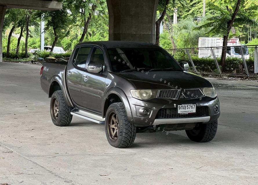 Mitsubishi Triton 2.5 Plus Double-Cab Auto ปี 2014 