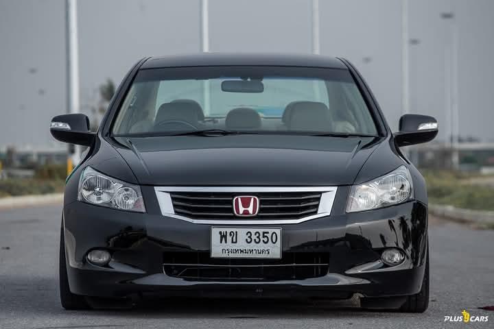 Honda Accord สีดำ 4