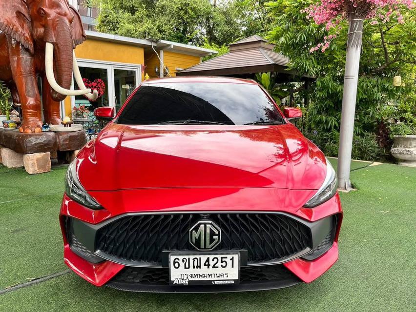 MG 5 1.5 X (รุ่น TOP) เครื่อง1.5cc.AUTO ปี 2025 ประหยัดสุดขีดด้วยระบบ เบนซิน
