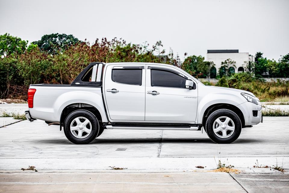 Isuzu D-Max Hi-Lander Cab4 2.5 VGS Z ท๊อป ปี 2012 เกียร์ธรรมดา 4