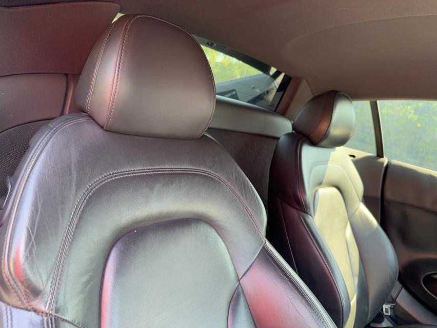 Audi R8 V10 FSI ปี 2011 20