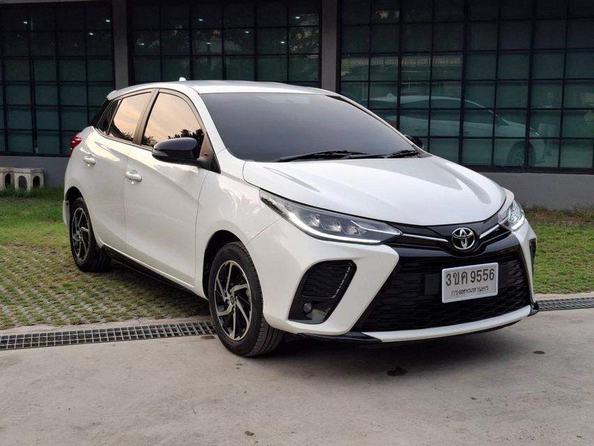 รหัสรถ KN9556 TOYOTA YARIS ECO 1.2 SPORT ปี 2022