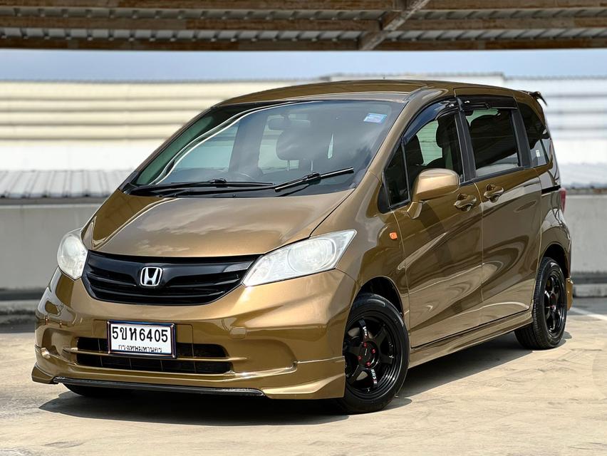 Honda Freed 1.5 SE ปี 2012 จด 2013 auto รถสวย