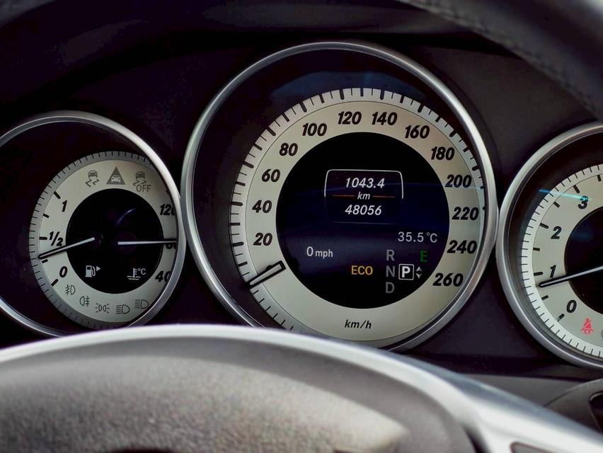 Benz E200 Cabriolet (AMG) ปี 2015 ไมล์ 48,000 km. 11