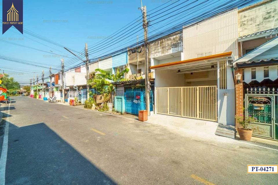 ขาย ทาวน์เฮ้าส์ ธารทอง 2 บางบัวทอง รีโนเวทใหม่ รูปย่อยที่ 2