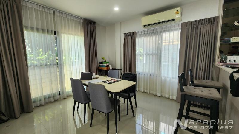 Listing No. 68010088 : ขายบ้านเดี่ยว 2 ชั้น หลังริมติดสโมสร บนที่ดินขนาด 56  ตร.ว. พื้นที่ใช้สอย 225 ตร.ม. โครงการ Centro บางนา-กิ่งแก้ว สมุทรปราการ 8