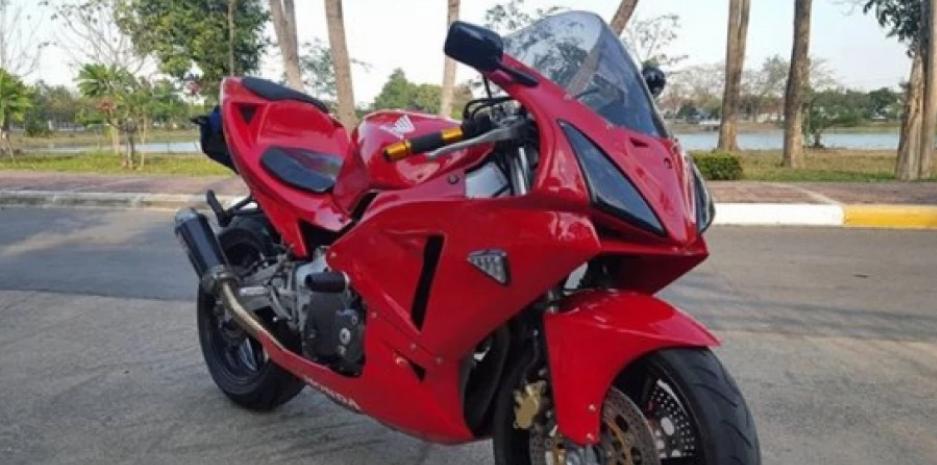 Honda CBR400 มือสองงานดี 6