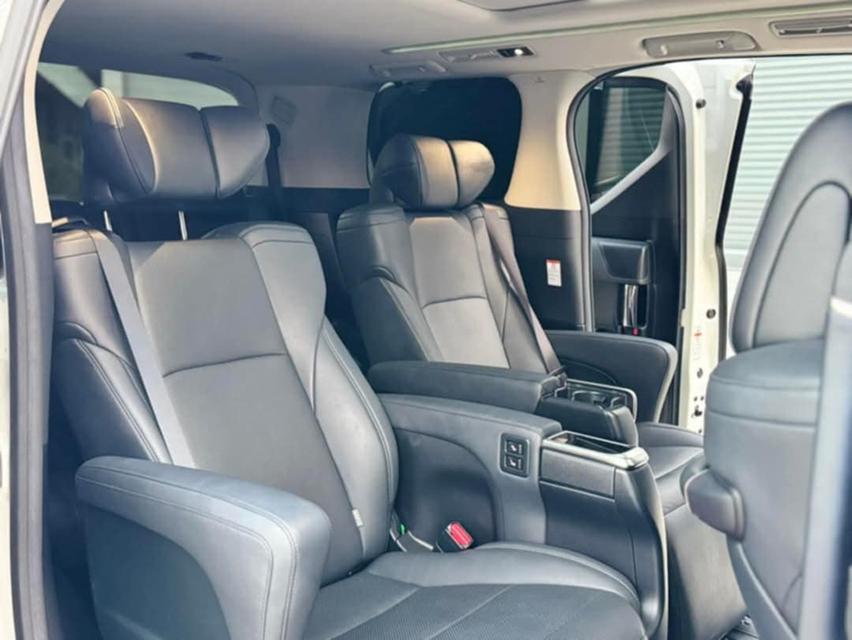 2022 Toyota alphard 2.5 sc package น้ำมันล้วน รถบ้านขายเอง 14