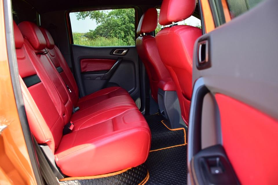 ขายเพียง 378000บาท / ปี2016 FORD RANGER 2.2 วายแทร็ค /ออโต้ เบาะหนัง จอ กล้องหลังเดิมๆจากป้ายแดง แม็ก/พ.มัลติ รถสวยไม่เคยชน /โทร0957401229 ไอดีไล UTBP 8