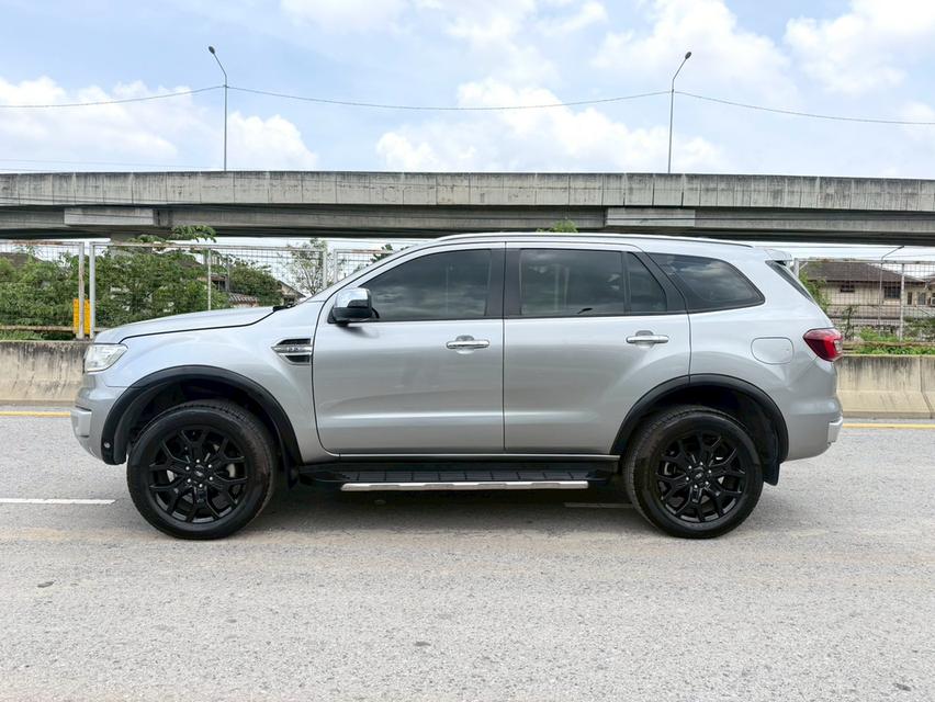 Ford Everest 2.2 Titanium+ ปี 2018 จด 2019 รูปย่อยที่ 4