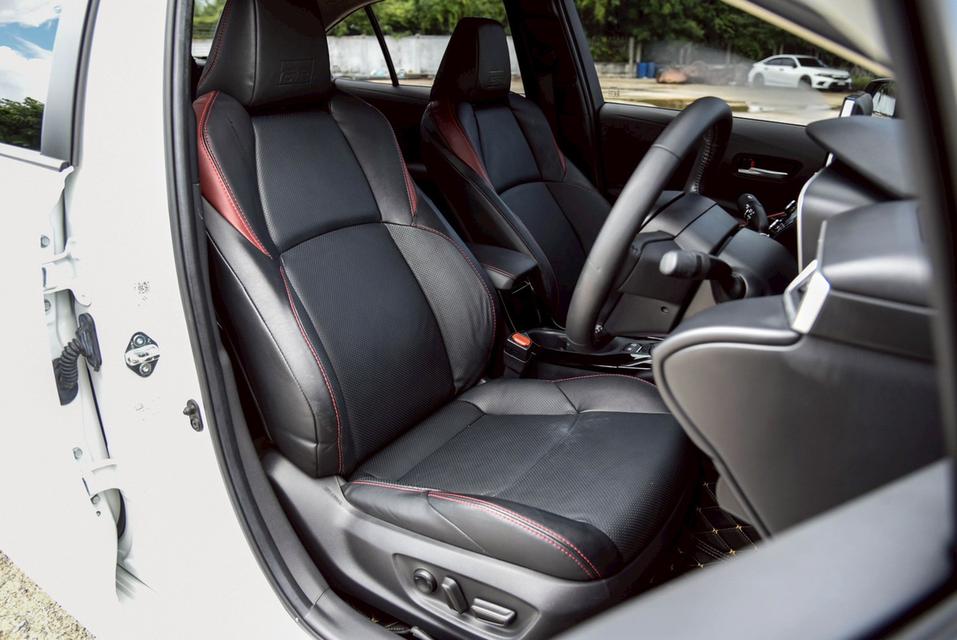 TOYOTA Corolla Altis 1.8 Hybrid GR Sport AT 2022 ไมล์ 41,xxx km.  10
