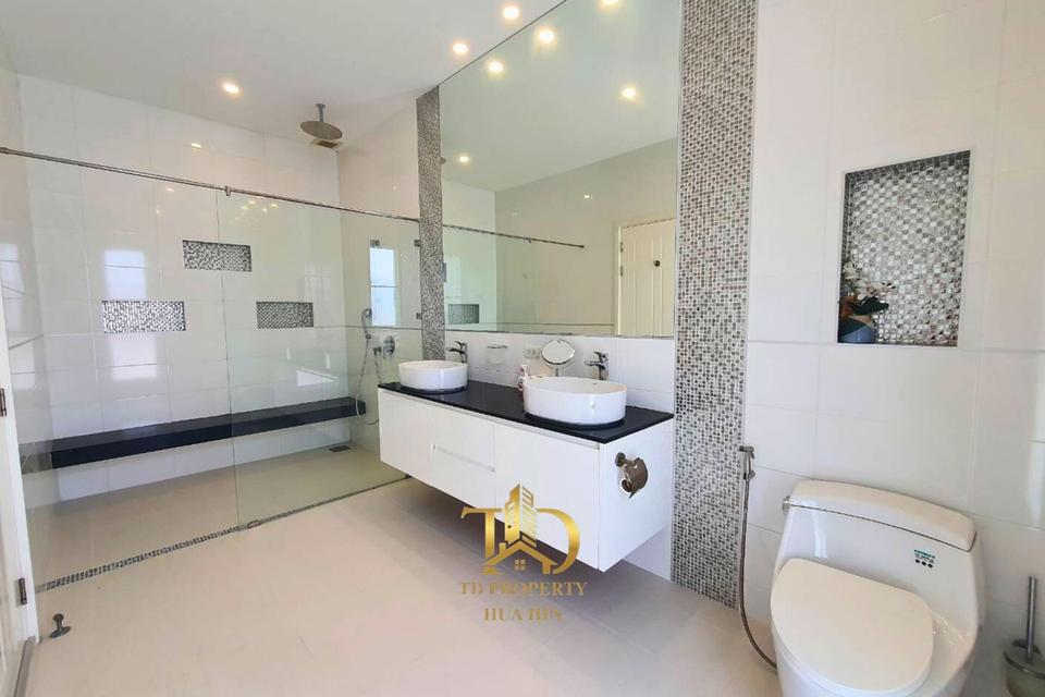 Modern Pool Villa 4 Bedrooms 4 Bathrooms. Soi 102 Hua Hin. 19