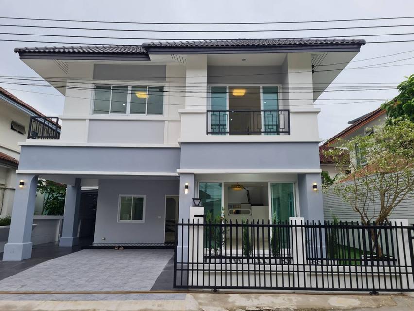 บ้านเดี่ยว renovateใหม่ 50.20 ตรว. ลาดพร้าว101แยก42 ม.วาสินี กทม ใกล้รถไฟฟ้า 1