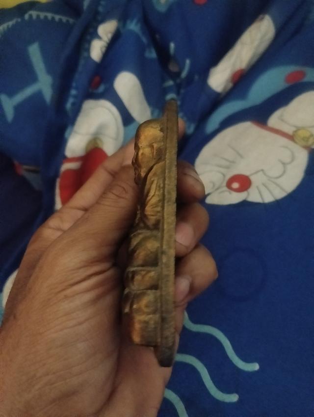 หลวงปู่ทวดรุ่นเตารีด 6