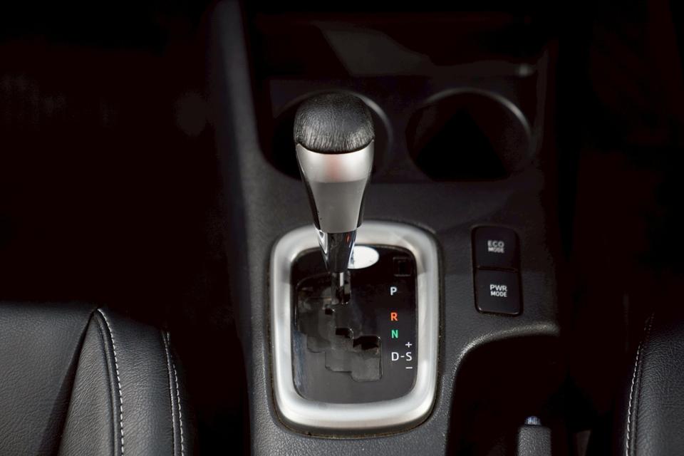 TOYOTA HILUX REVO 2.4 E AT ปี2018 จด2018  10