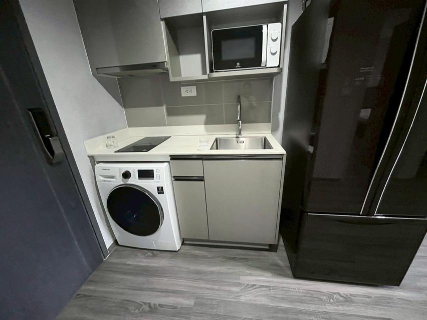 Ideo Mobi Sukhumvit 40 1